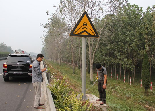 臨沂道路標(biāo)識(shí)牌